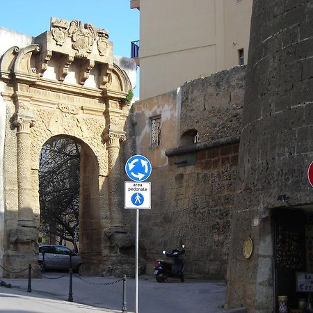 Case Porta San Salvatore Шакка Экстерьер фото